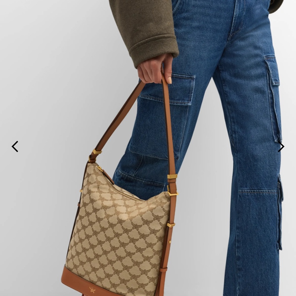New MCM HIMMEL HOBO IN LAURETOS JACQUARD